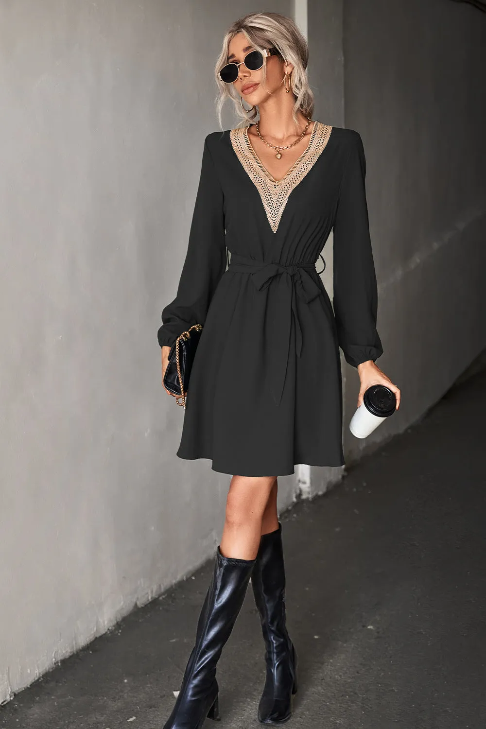 Contrast V-Neck Belted Dress