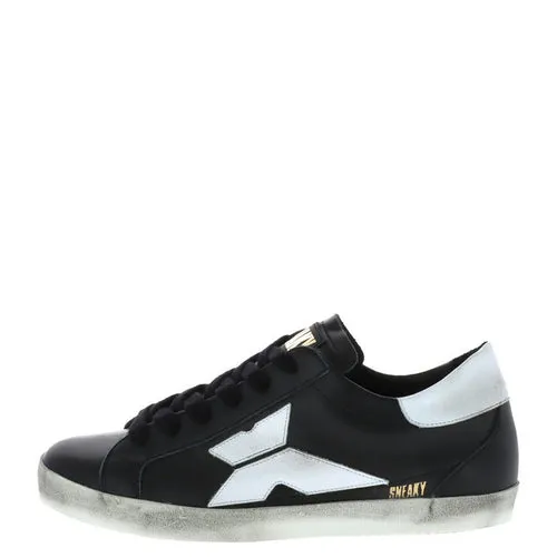 Sleek Black Men's Sneakers