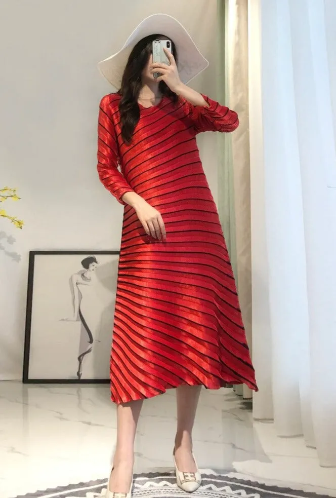 Striped Pleated Round Neck Dress